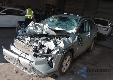 2021 Toyota Rav4 Xle из США, поврежденный, VIN 2T3P1RFV6MC145095